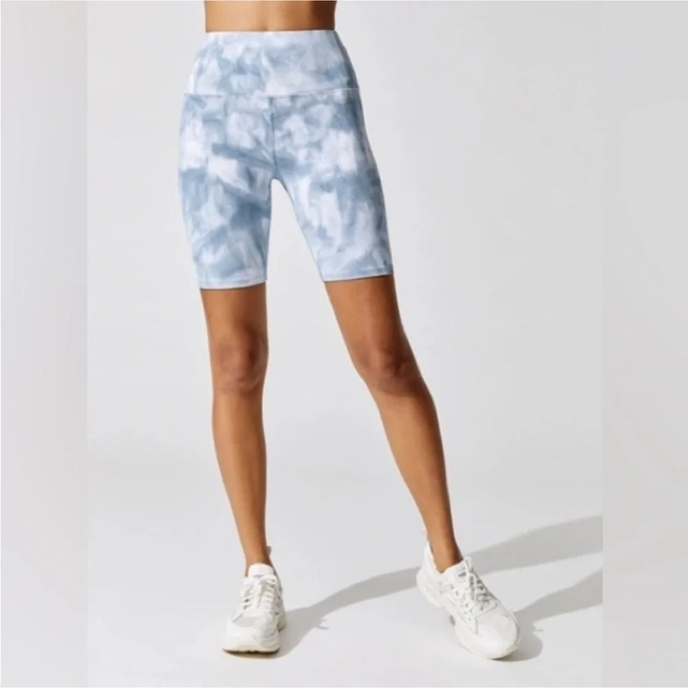 NWT Carbon 38 Ribbed Biker Short Long Length Stretch Gym High Rise Blue Sz XS